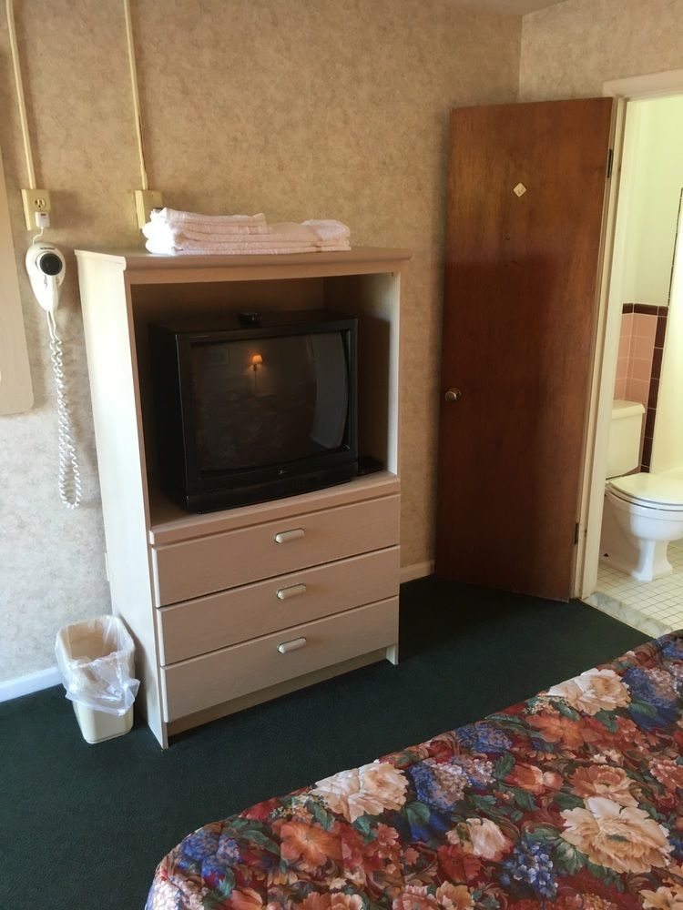 إيثاكا The Springwater Inn المظهر الخارجي الصورة
