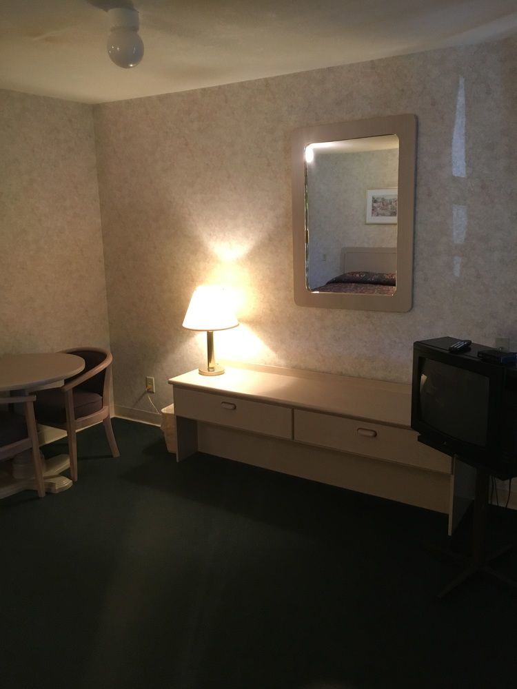 إيثاكا The Springwater Inn المظهر الخارجي الصورة