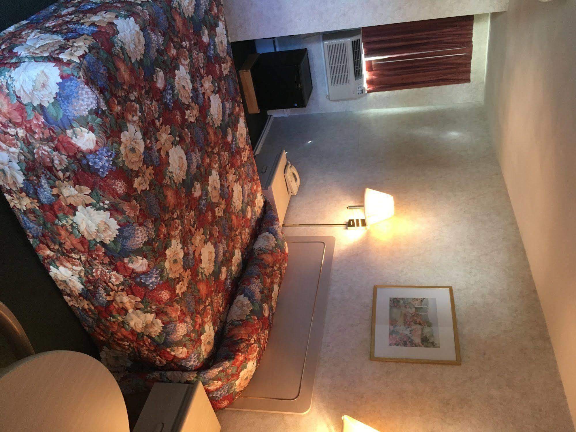 إيثاكا The Springwater Inn المظهر الخارجي الصورة