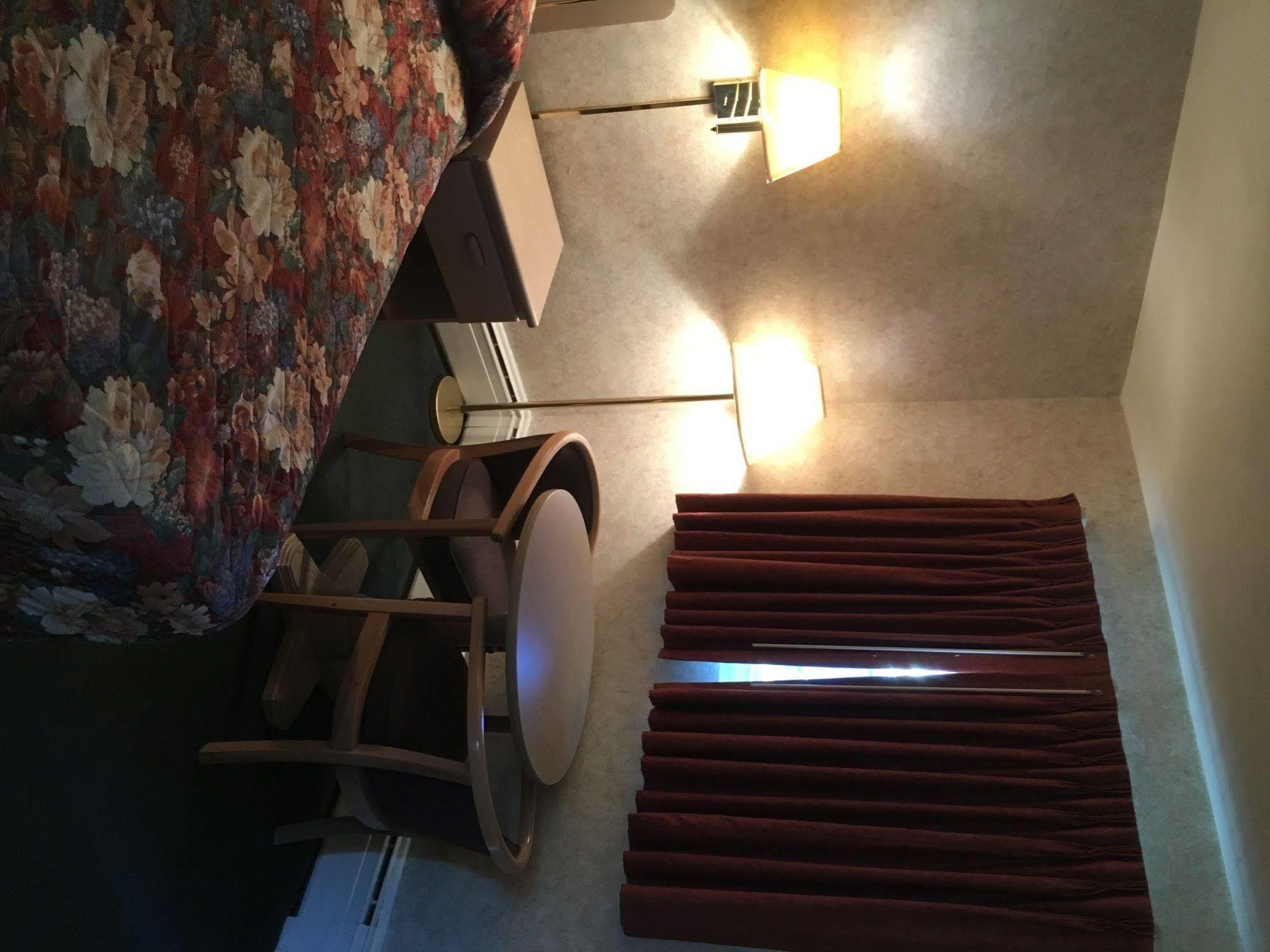 إيثاكا The Springwater Inn المظهر الخارجي الصورة
